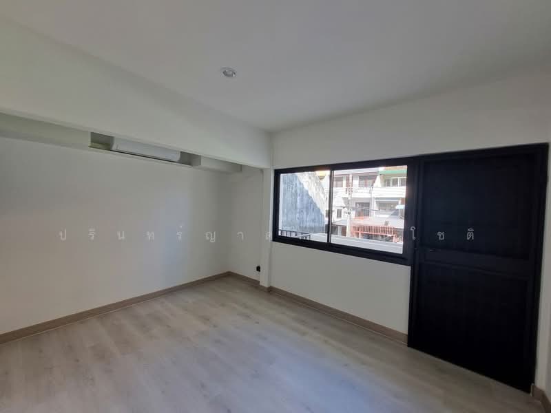 Home Office Phatthanakan 12, Bangkok, พัฒนาการ 12, Phatthanakan, Suan Luang, Bangkok, 3 Bedrooms, 240 sqm, Single Detached House For Rent, by ปรินทร์ญาดา ชิณโชติ, 500237506 - DDproperty.com