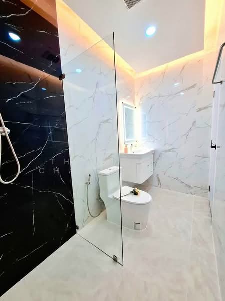 undefined, Chon Buri (Pattaya), Na Kloe, Bang Lamung (Pattaya), Chon Buri (Pattaya), 3 Bedrooms, 263 sqm, Single Detached House For Sale, by Thanyalag Chanchodtanakul, 500237518 - DDproperty.com