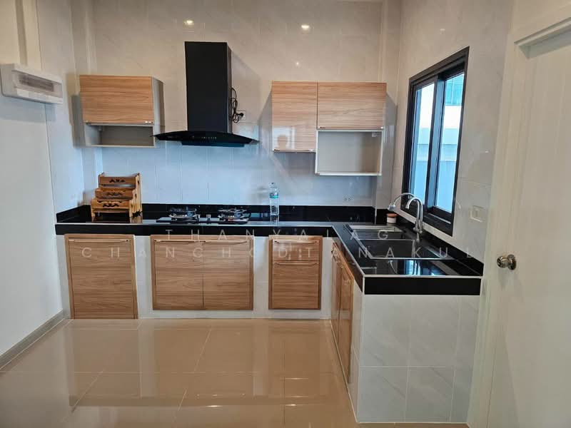 undefined, Chon Buri (Pattaya), Bang Lamung, Bang Lamung (Pattaya), Chon Buri (Pattaya), 3 Bedrooms, 145 sqm, Single Detached House For Sale, by Thanyalag Chanchodtanakul, 500237568 - DDproperty.com