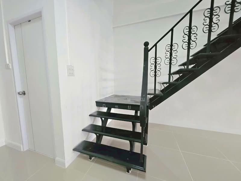 Sinthawee Ngam Charoen, Bangkok, Soi Ananmai Ngam Charoen, Tha Kham, Bang Khun Thian, Bangkok, 2 Bedrooms, 100 sqm, Townhouse For Sale, by พิจักษณ์ ตั้งพานิชยานนท์, 500237569 - DDproperty.com