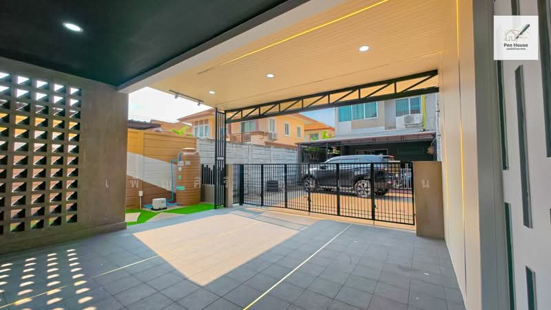 The Trust Town Wongwaen – Lam Luk Ka, Pathum Thani, Soi Bueng Kham Proi, Bung Kham Proi, Lam Luk Ka, Pathum Thani, 3 Bedrooms, 28 sqm, Townhouse For Sale, by เพ็ญศิริ ตุ้มเทียน, 500237589 - DDproperty.com