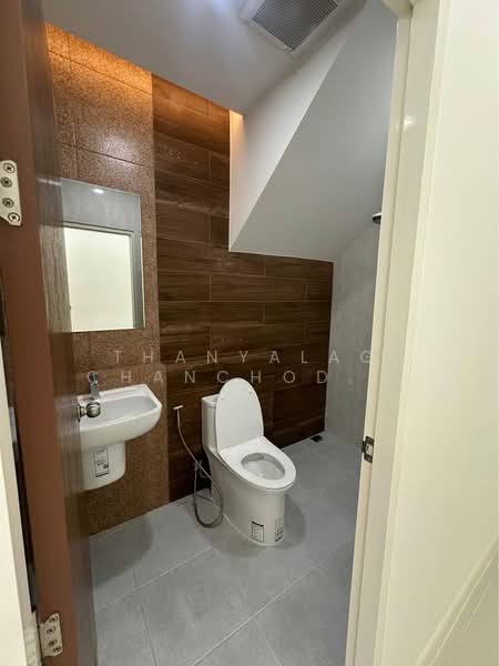 4-BR House, Chon Buri (Pattaya), Bang Phra, Si Racha, Chon Buri (Pattaya), 4 Bedrooms, 325 sqm, Single Detached House For Sale, by Thanyalag Chanchodtanakul, 500237612 - DDproperty.com