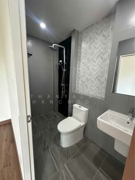 4-BR House, Chon Buri (Pattaya), Bang Phra, Si Racha, Chon Buri (Pattaya), 4 Bedrooms, 325 sqm, Single Detached House For Sale, by Thanyalag Chanchodtanakul, 500237612 - DDproperty.com