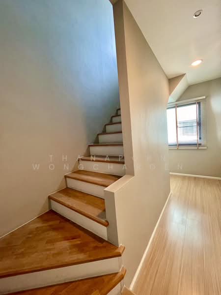 Baan Klang Muang Rattanathibet, Nonthaburi, Soi Liang Mueang Nonthaburi 10, Bang Kra So, Muang Nonthaburi, Nonthaburi, 3 Bedrooms, 198 sqm, Townhouse For Sale, by Thanaporn Wongcharoen, 500237614 - DDproperty.com