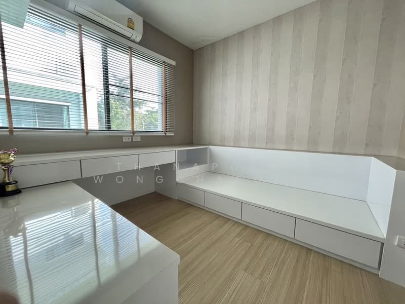 Baan Klang Muang Rattanathibet : บ้านกลางเมือง รัตนาธิเบศร์, นนทบุรี, ซอยเลี่ยงเมืองนนทบุรี 10, บางกระสอ, เมืองนนทบุรี, นนทบุรี, 198 ตร.ม., ทาวน์เฮ้าส์ ขาย, โดย Thanaporn Wongcharoen, 500237614 - DDproperty.com