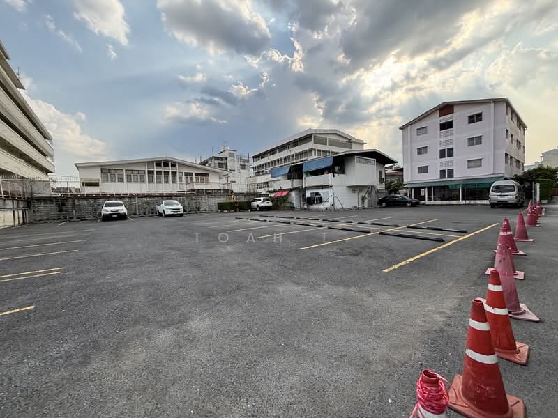 ให้เช่า - ที่ดินให้เช่า ถ.จันทน์ สาทร บางรัก : Land for rent, Chan Road, Sathorn, Bang Rak., กรุงเทพ