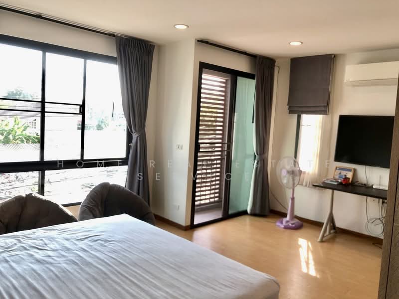 Townhome Sukhumvit 101/1, Bangkok, Bang Chak, Phra Khanong, Bangkok, 4 Bedrooms, 230 sqm, Townhouse For Sale, by HOME Real Estate Service, 500237621 - DDproperty.com