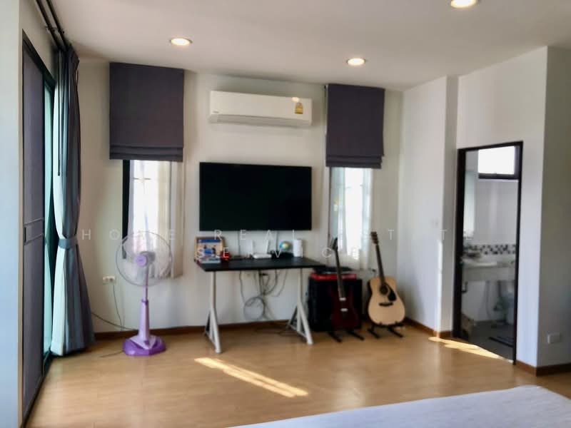 Townhome Sukhumvit 101/1, Bangkok, Bang Chak, Phra Khanong, Bangkok, 4 Bedrooms, 230 sqm, Townhouse For Sale, by HOME Real Estate Service, 500237621 - DDproperty.com