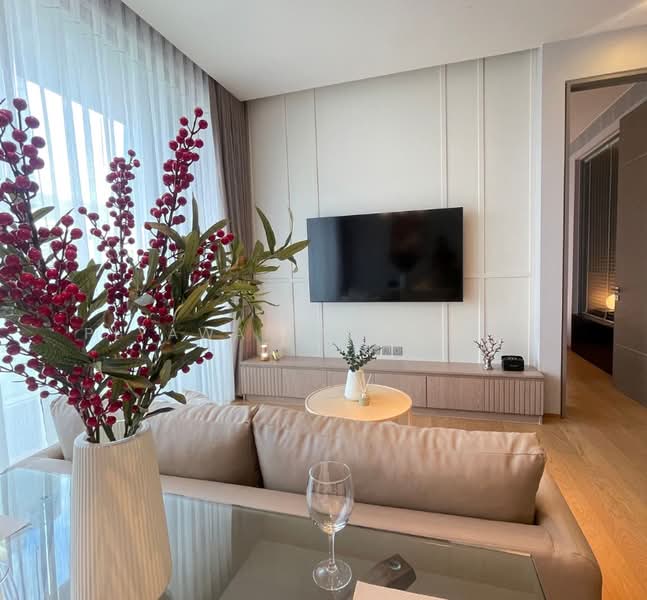 Saladaeng One, Bangkok, Sala Daeng 1 Alley, Silom, Bang Rak, Bangkok, 1 Bedroom, 56 sqm, Condo For Rent, by Piyawan Maiyapan, 500237624 - DDproperty.com