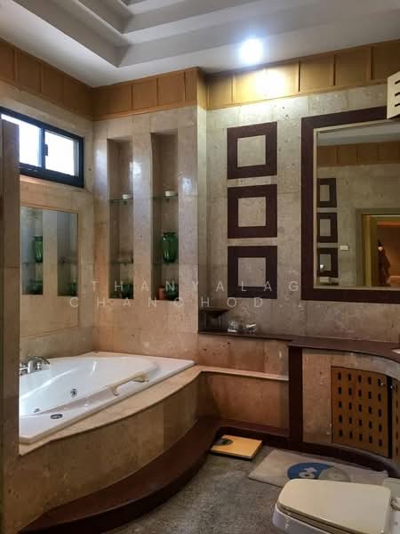 undefined, Chon Buri (Pattaya), Surasak, Si Racha, Chon Buri (Pattaya), 5 Bedrooms, 377 sqm, Single Detached House For Sale, by Thanyalag Chanchodtanakul, 500237648 - DDproperty.com