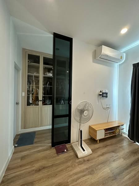 Verve Petchkasem 81, Bangkok, 324 Majareon Road, Nong Kang Plu, Nong Khaem, Bangkok, 3 Bedrooms, 139 sqm, Townhouse For Sale, by NR AGENT, 500237660 - DDproperty.com