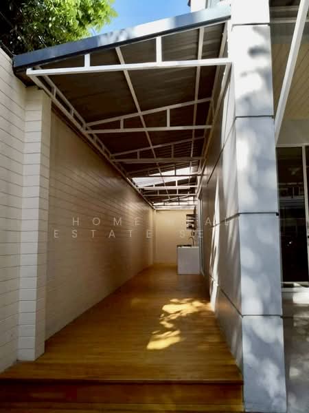 Baan Klang Muang Urbanion Srinakarin, Bangkok, Soi Srinakarin 46, Nong Bon, Prawet, Bangkok, 3 Bedrooms, 192 sqm, Townhouse For Sale, by HOME Real Estate Service, 500237661 - DDproperty.com