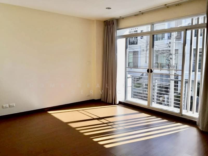 Baan Klang Muang Urbanion Srinakarin, Bangkok, Soi Srinakarin 46, Nong Bon, Prawet, Bangkok, 3 Bedrooms, 192 sqm, Townhouse For Sale, by HOME Real Estate Service, 500237661 - DDproperty.com