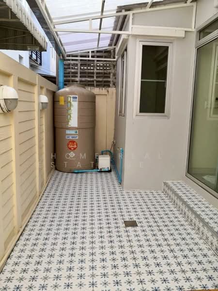 Baan Klang Muang Urbanion Srinakarin, Bangkok, Soi Srinakarin 46, Nong Bon, Prawet, Bangkok, 3 Bedrooms, 192 sqm, Townhouse For Sale, by HOME Real Estate Service, 500237661 - DDproperty.com