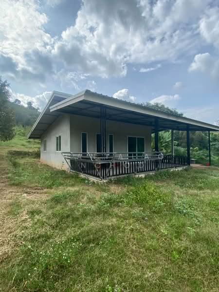 3-BR House, Surat Thani, Pa Ron, Kanchanadit, Surat Thani, 3 Bedrooms, 150 sqm, Single Detached House For Sale, by Thanyalag Chanchodtanakul, 500237671 - DDproperty.com