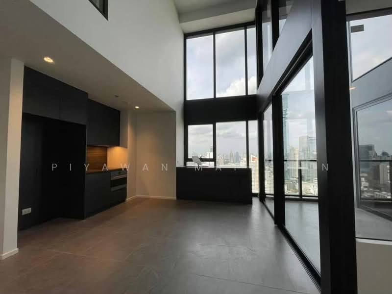 The Lofts Silom, Bangkok, Pramuan Road, Silom, Bang Rak, Bangkok, 2 Bedrooms, 121 sqm, Condo For Rent, by Piyawan Maiyapan, 500237673 - DDproperty.com
