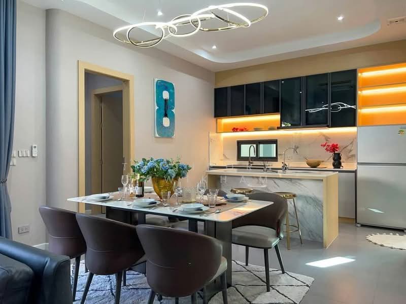 4-BR Villa, Chon Buri (Pattaya), Nong Pru, Bang Lamung (Pattaya), Chon Buri (Pattaya), 4 Bedrooms, 250 sqm, Villa For Sale, by Thitiporn Pawikham, 500237697 - DDproperty.com