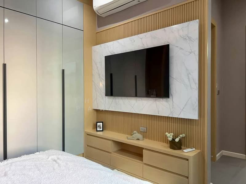 4-BR Villa, Chon Buri (Pattaya), Nong Pru, Bang Lamung (Pattaya), Chon Buri (Pattaya), 4 Bedrooms, 250 sqm, Villa For Sale, by Thitiporn Pawikham, 500237697 - DDproperty.com