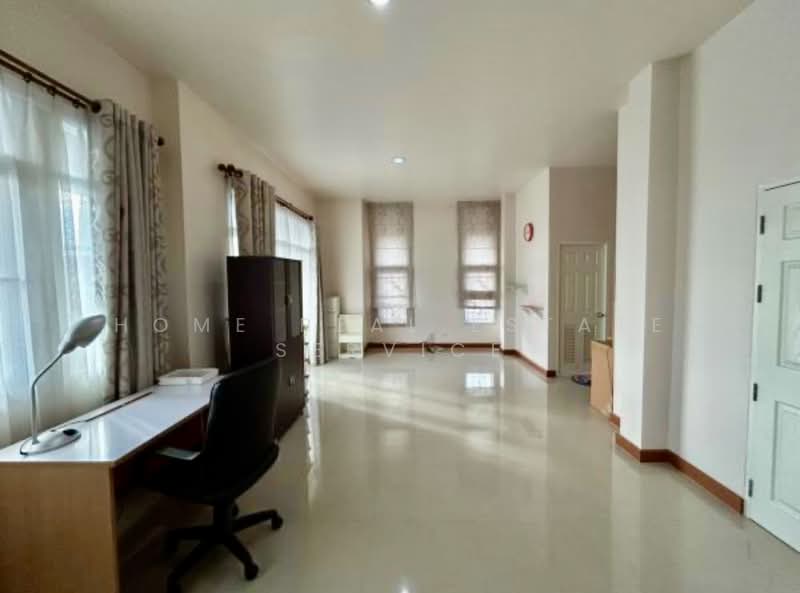 Fahluang Ville Sukhumvit 101, Bangkok, Bang Chak, Phra Khanong, Bangkok, 5 Bedrooms, 350 sqm, Semi-Detached House (Twin House) For Sale, by HOME Real Estate Service, 500237698 - DDproperty.com