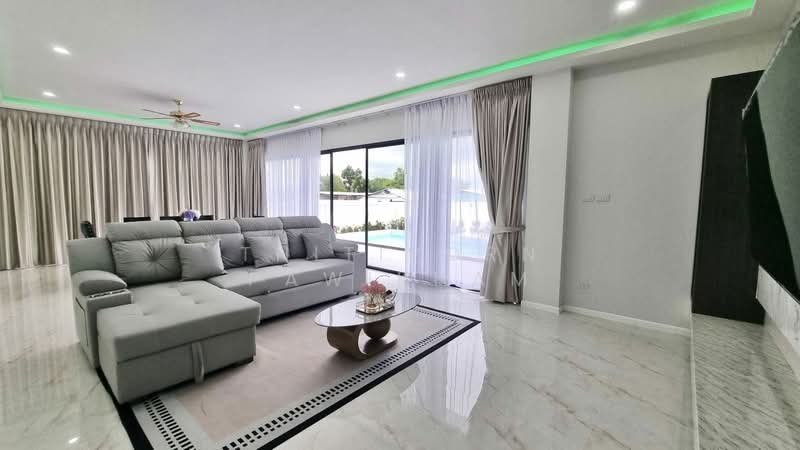 4-BR Villa, Chon Buri (Pattaya), Nong Pru, Bang Lamung (Pattaya), Chon Buri (Pattaya), 4 Bedrooms, 412 sqm, Villa For Sale, by Thitiporn Pawikham, 500237703 - DDproperty.com
