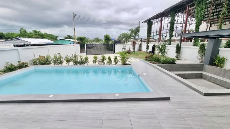 4-BR Villa, Chon Buri (Pattaya), Nong Pru, Bang Lamung (Pattaya), Chon Buri (Pattaya), 4 Bedrooms, 412 sqm, Villa For Sale, by Thitiporn Pawikham, 500237703 - DDproperty.com