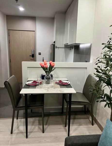 M Thonglor 10, Bangkok, 9 Soi Ekkamai 12, Ekkamai Road, Khlong Tan Nua, Watthana, Bangkok, 2 Bedrooms, 62 sqm, Condo For Rent, by Piyawan Maiyapan, 500237711 - DDproperty.com