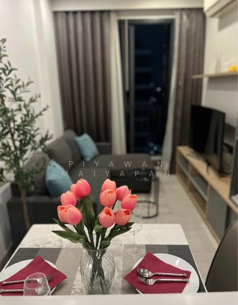 M Thonglor 10, Bangkok, 9 Soi Ekkamai 12, Ekkamai Road, Khlong Tan Nua, Watthana, Bangkok, 2 Bedrooms, 62 sqm, Condo For Rent, by Piyawan Maiyapan, 500237711 - DDproperty.com