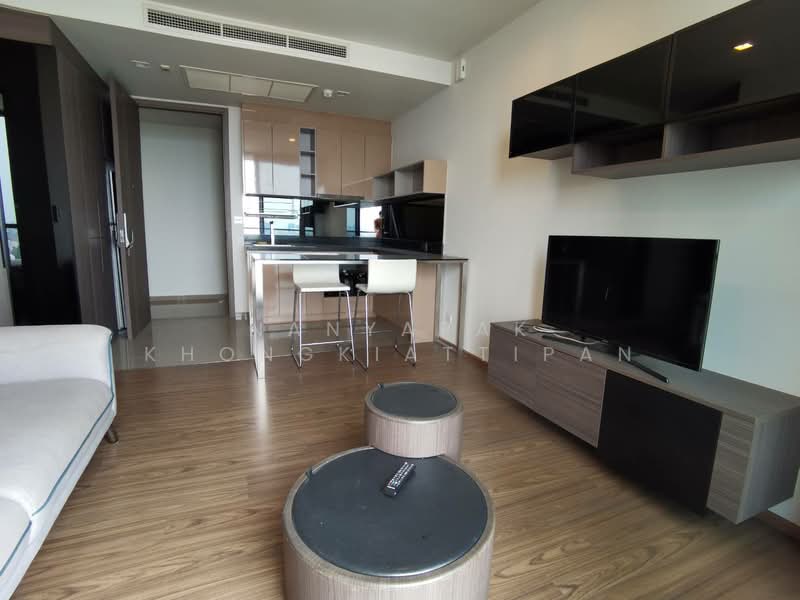 The Line Sukhumvit 71, Bangkok, 15 Sukhumvit 71 Road, Phra Kanong Nua, Watthana, Bangkok, 2 Bedrooms, 57 sqm, Condo For Rent, by Nanyapak Khongkiattipan, 500237714 - DDproperty.com