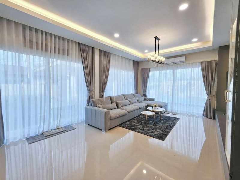 Garden Ville 6, Chon Buri (Pattaya), Soi Chai Rat, Huai Yai, Bang Lamung (Pattaya), Chon Buri (Pattaya), 3 Bedrooms, 250 sqm, Villa For Rent, by Thitiporn Pawikham, 500237716 - DDproperty.com
