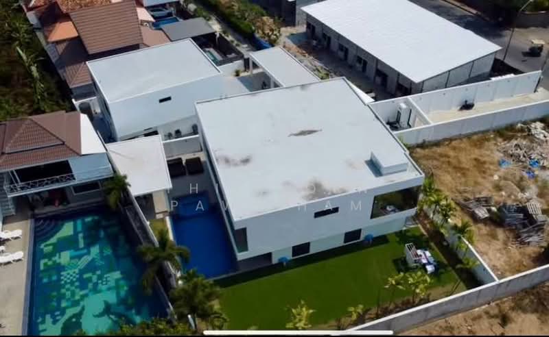 6-BR Villa, Chon Buri (Pattaya), Nong Pru, Bang Lamung (Pattaya), Chon Buri (Pattaya), 6 Bedrooms, 750 sqm, Villa For Sale, by Thitiporn Pawikham, 500237739 - DDproperty.com