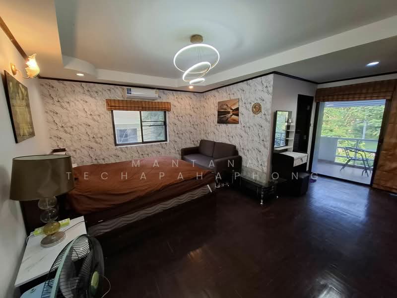 ทาวน์เฮ้าส์ 4-ห้องนอน, ชลบุรี, หนองปรือ, บางละมุง, ชลบุรี, 250 ตร.ม., ทาวน์เฮ้าส์ ให้เช่า, โดย Mantana Techapahaphong, 500237828 - DDproperty.com