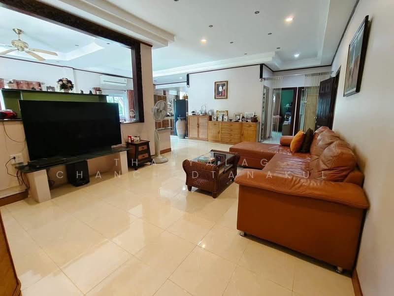 3-BR Villa, Chon Buri (Pattaya), Nong Pru, Bang Lamung (Pattaya), Chon Buri (Pattaya), 3 Bedrooms, 150 sqm, Villa For Sale, by Thanyalag Chanchodtanakul, 500237830 - DDproperty.com