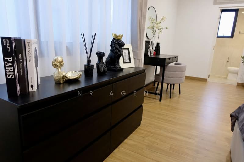 Baan Klang Muang The Edition Bangna Wongwaen, Bangkok, 189 Kanchanaphisek Road, Dok Mai, Prawet, Bangkok, 4 Bedrooms, 241 sqm, Single Detached House For Sale, by NR AGENT, 500237845 - DDproperty.com