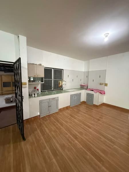 ขาย - บ้าน 2-ห้องนอน, ชลบุรี