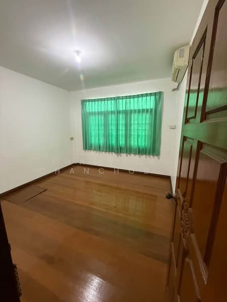 ขาย - บ้าน 2-ห้องนอน, ชลบุรี