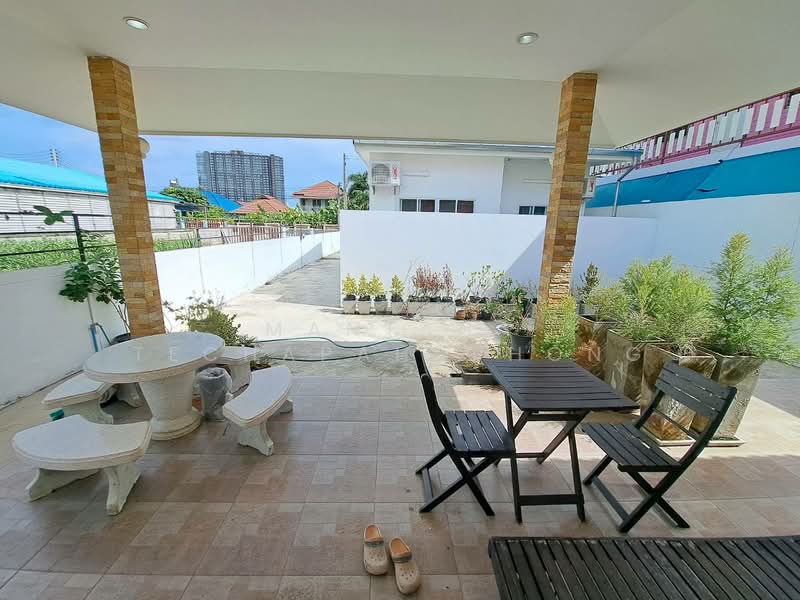3-BR House, Prachuap Khiri Khan, Nong Kae, Hua Hin, Prachuap Khiri Khan, 3 Bedrooms, 120 sqm, Single Detached House For Rent, by Mantana Techapahaphong, 500237881 - DDproperty.com