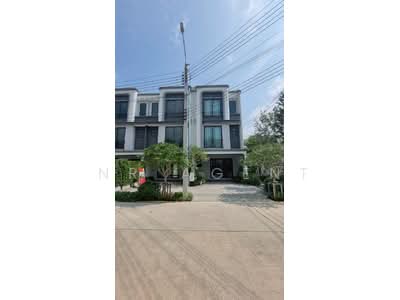 ขาย - Goldina Sukhumvit-Bearing : โกลดีน่า สุขุมวิท-แบริ่ง, สมุทรปราการ