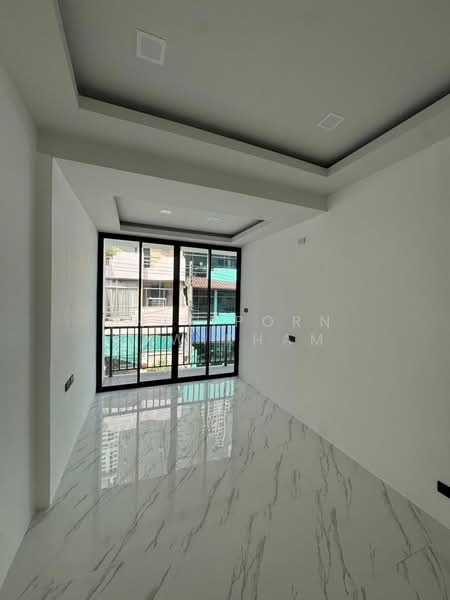 บ้าน 4-ห้องนอน, ชลบุรี, หนองปรือ, บางละมุง, ชลบุรี, 270 ตร.ม., บ้านเดี่ยว ขาย, โดย Thitiporn Pawikham, 500237904 - DDproperty.com