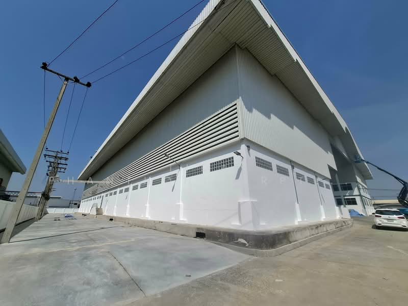 ให้เช่าโกดังพร้อมออฟฟิศ บางนา - ตราด กม 23 (Bangna - Trad Km 23) 5,508 ตร.ม. 6 ไร่, สมุทรปราการ, บางเสาธง, บางเสาธง, สมุทรปราการ, 5,508 ตร.ม., โกดัง-โรงงาน ให้เช่า, โดย Tida phanthonglarptawee, 500237908 - DDproperty.com