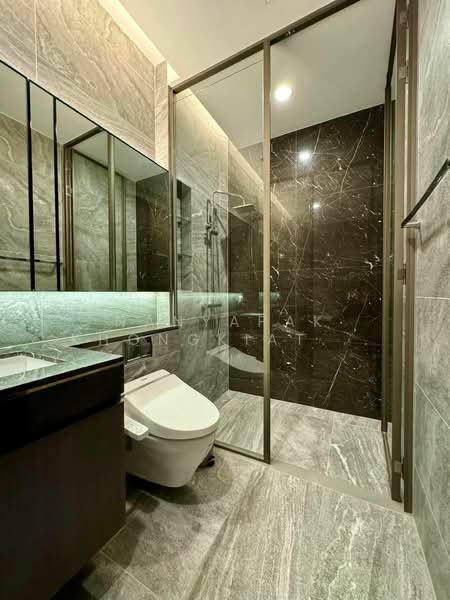 The Esse Sukhumvit 36, Bangkok, Soi Sukhumvit 36, Sukhumvit Road, Phra Kanong, Khlong Toei, Bangkok, 2 Bedrooms, 77 sqm, Condo For Sale, by Nanyapak Khongkiattipan, 500237924 - DDproperty.com