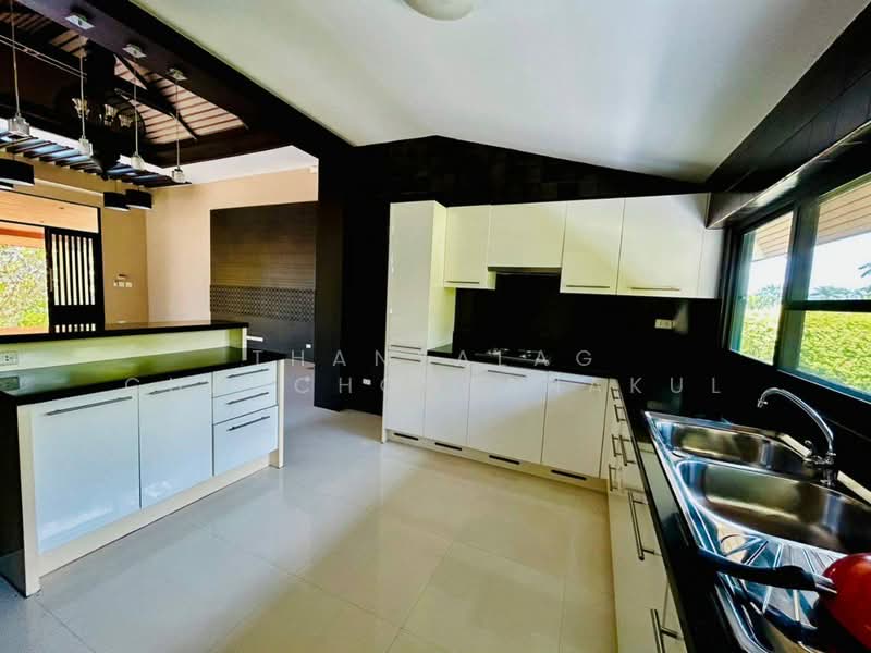 The Village Housing Estate by Horseshoe Point, Chon Buri (Pattaya), Toongklom-Huaytanoo Road, Nong Pru, Bang Lamung (Pattaya), Chon Buri (Pattaya), 3 Bedrooms, 220 sqm, Single Detached House For Sale, by Thanyalag Chanchodtanakul, 500237925 - DDproperty.com