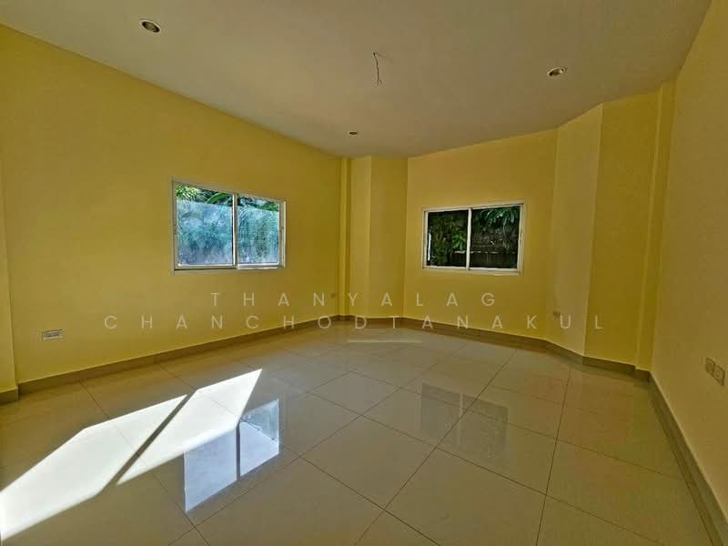 2-BR House, Chon Buri (Pattaya), Nong Pru, Bang Lamung (Pattaya), Chon Buri (Pattaya), 2 Bedrooms, 220 sqm, Single Detached House For Sale, by Thanyalag Chanchodtanakul, 500237936 - DDproperty.com