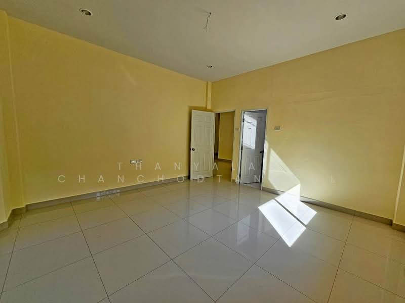 2-BR House, Chon Buri (Pattaya), Nong Pru, Bang Lamung (Pattaya), Chon Buri (Pattaya), 2 Bedrooms, 220 sqm, Single Detached House For Sale, by Thanyalag Chanchodtanakul, 500237936 - DDproperty.com