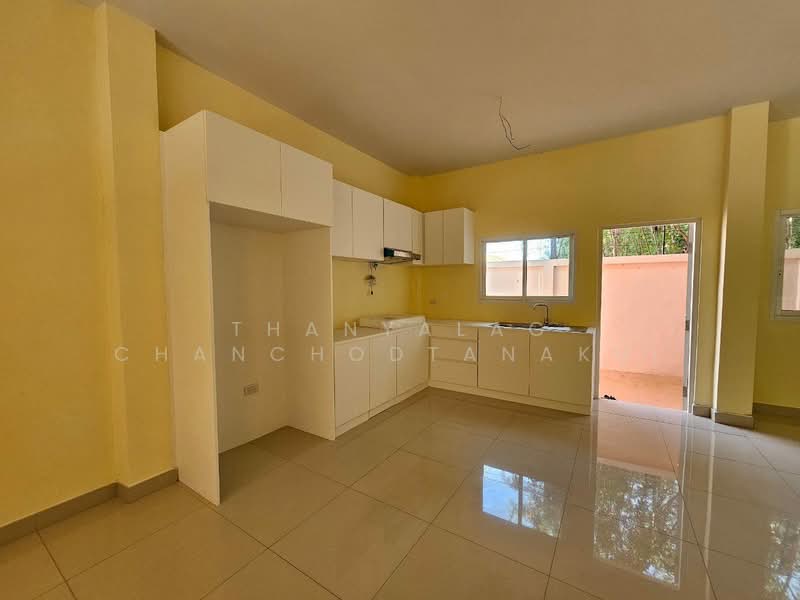 2-BR House, Chon Buri (Pattaya), Nong Pru, Bang Lamung (Pattaya), Chon Buri (Pattaya), 2 Bedrooms, 220 sqm, Single Detached House For Sale, by Thanyalag Chanchodtanakul, 500237936 - DDproperty.com