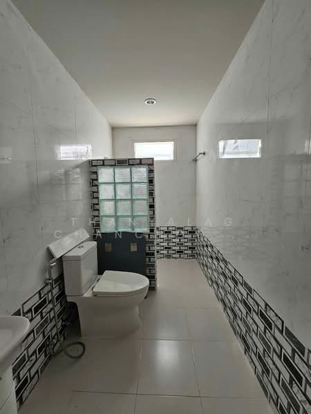 2-BR House, Chon Buri (Pattaya), Nong Pru, Bang Lamung (Pattaya), Chon Buri (Pattaya), 2 Bedrooms, 220 sqm, Single Detached House For Sale, by Thanyalag Chanchodtanakul, 500237936 - DDproperty.com