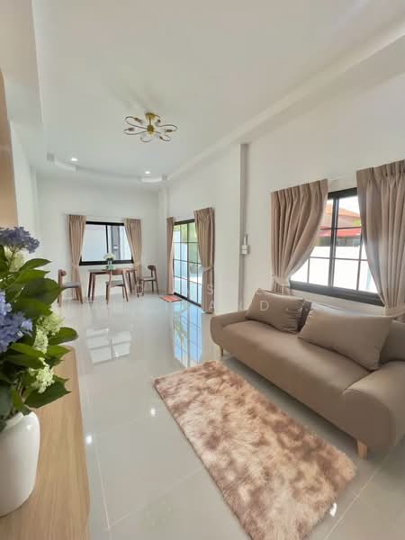 ขาย บ้านเดี่ยวชั้นเดียว หมู่บ้าน วิลเลจ3 บ้านรีโนเวทใหม่ อยู่หลังตลาด AC คลอง4 ลำลูกกาคลอง4, Pathum Thani, Lat Sawai, Lam Luk Ka, Pathum Thani, 3 Bedrooms, 212 sqm, Single Detached House For Sale, by DD Asset (Thailand) Co.,Ltd, 500237979 - DDproperty.com