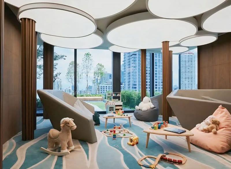 The Esse Sukhumvit 36, Bangkok, Soi Sukhumvit 36, Sukhumvit Road, Phra Kanong, Khlong Toei, Bangkok, 1 Bedroom, 39 sqm, Condo For Rent, by สรภพ ยอดไชย (สีฝุ่น), 500238031 - DDproperty.com