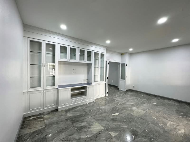 ทำเลพัฒนาการ 44 ให้เช่าทาวน์โฮม 4 ชั้น หลังใหญ่ วราธรวิลล์ 5 นอน 7 น้ำ บ้านพร้อมอยู่ เลี้ยงสัตว์ได้, กรุงเทพ, พัฒนาการ, สวนหลวง, สวนหลวง, กรุงเทพ, 300 ตร.ม., ทาวน์เฮ้าส์ ให้เช่า, โดย บุษบา รัตนวงษ์ชัย, 500238044 - DDproperty.com