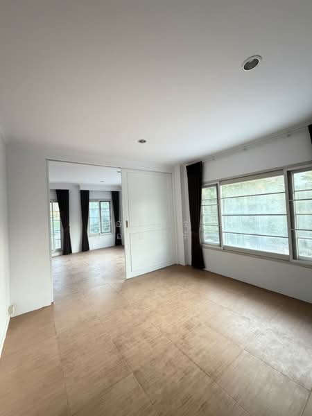 Urban Sathorn : หมู่บ้านเออร์เบิน สาทร, กรุงเทพ, ถนนราชพฤกษ์, บางจาก, ภาษีเจริญ, กรุงเทพ, 300 ตร.ม., ทาวน์เฮ้าส์ ให้เช่า, โดย อดิศร พลอยมีรัศมี, 500238051 - DDproperty.com