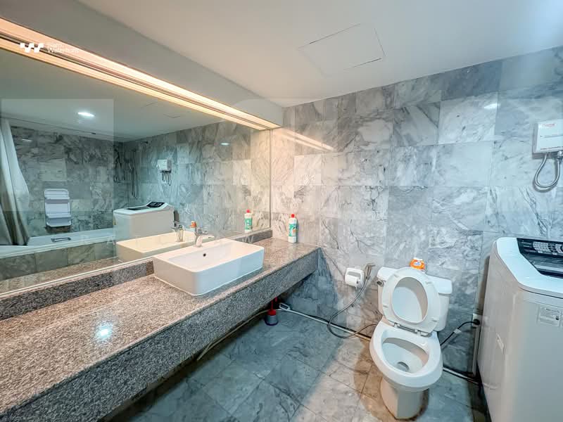 State Tower, Bangkok, 1055 Silom Road, Silom, Bang Rak, Bangkok, 1 Bedroom, 68 sqm, Condo For Sale, by Ratchawan Huang, 500238083 - DDproperty.com